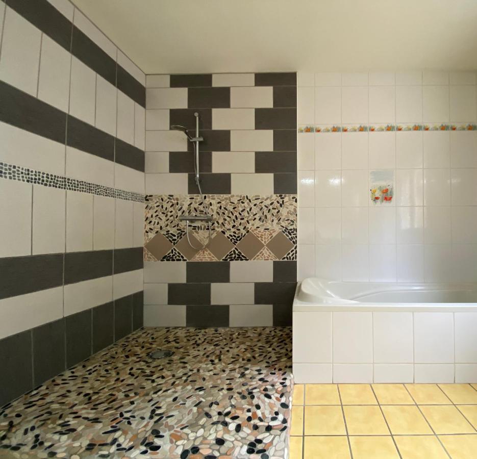 فيلا Vue Panoramique & Jacuzzi Prive Saint-Hilaire  المظهر الخارجي الصورة